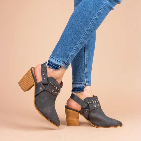 Sale ASH BLUE/GRAY EMBELLISHED SLING BACK - Picture 2 of 13